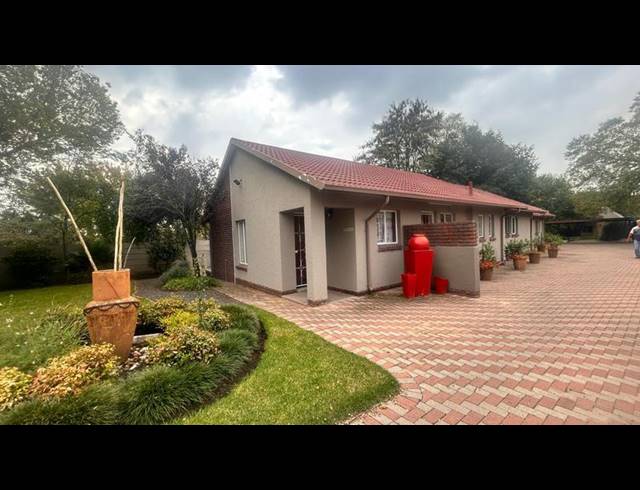 BUSINESS FOR SALE IN STANDERTON CENTRAL